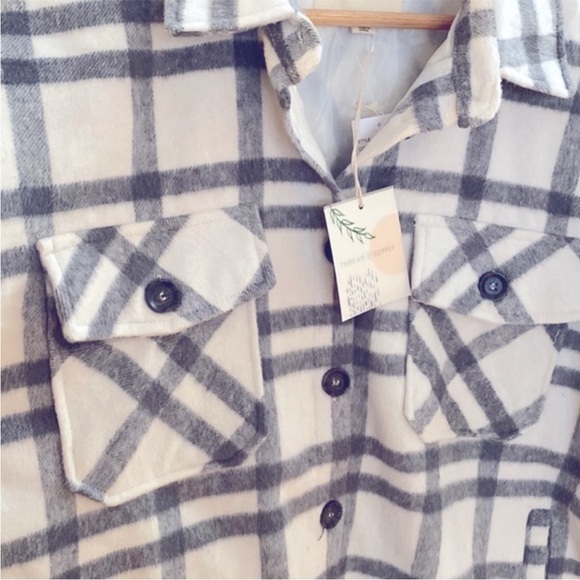 Lined Shacket w/Pockets Plaid Flannel Gray & White NWT by Thread & Supply - Picture 4 of 11